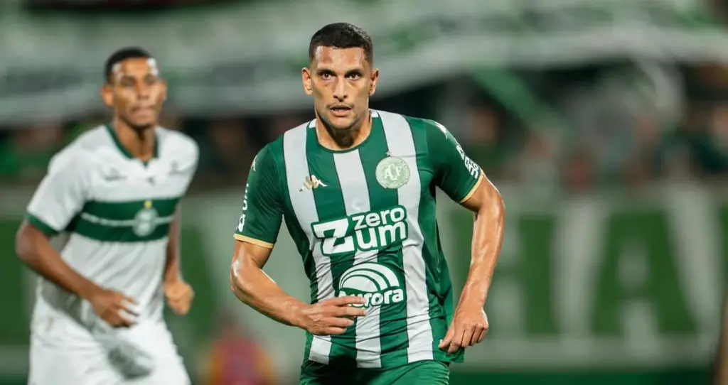 Vila Nova prepara pacotão com quatro reforços para a Série B