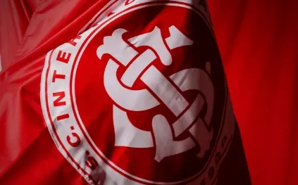 Internacional redefine estrutura do futebol durante pausa