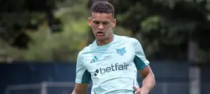 Clube português fecha a contratação de zagueiro do Cruzeiro