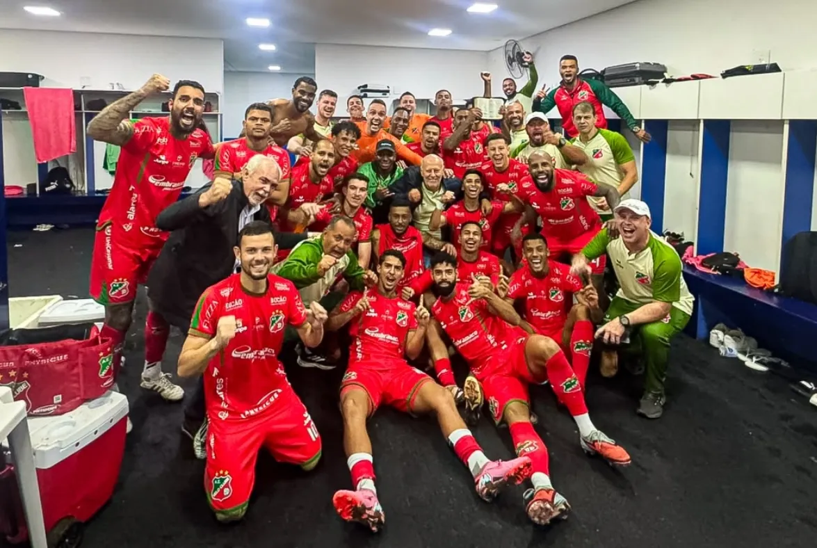 Velo Clube eliminou o Água Santa
