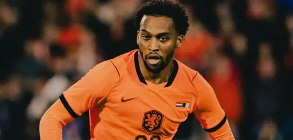 Meia deve reforçar a Holanda no duelo contra a Tunísia