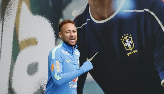 Neymar avança na recuperação para estrear na Copa