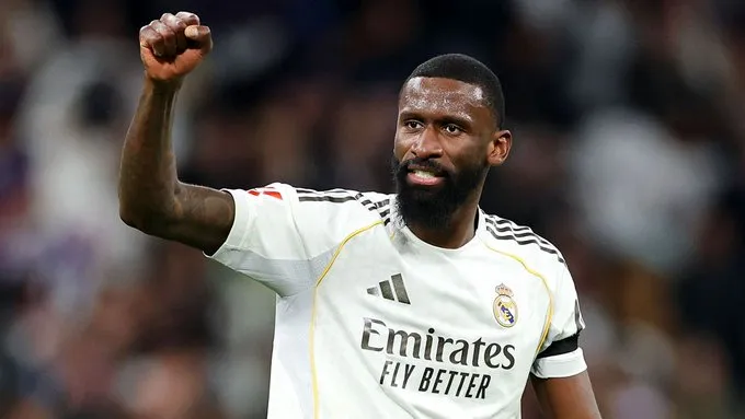 Real madrid renova com rudigewr