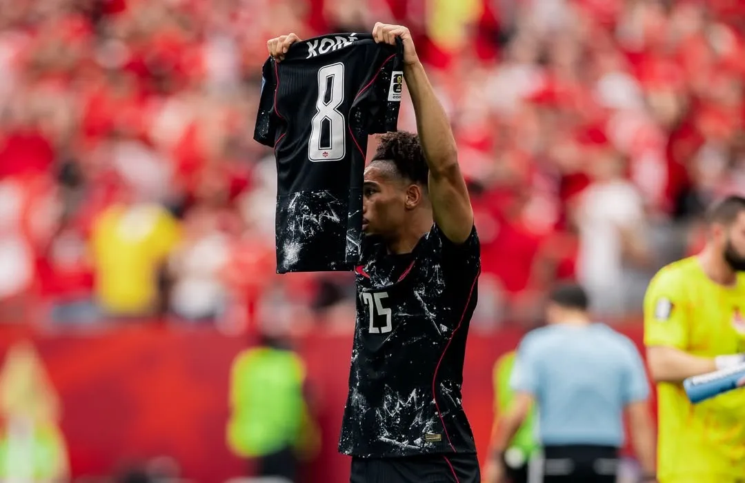 Saliba homenageou Koné após gol Canadá