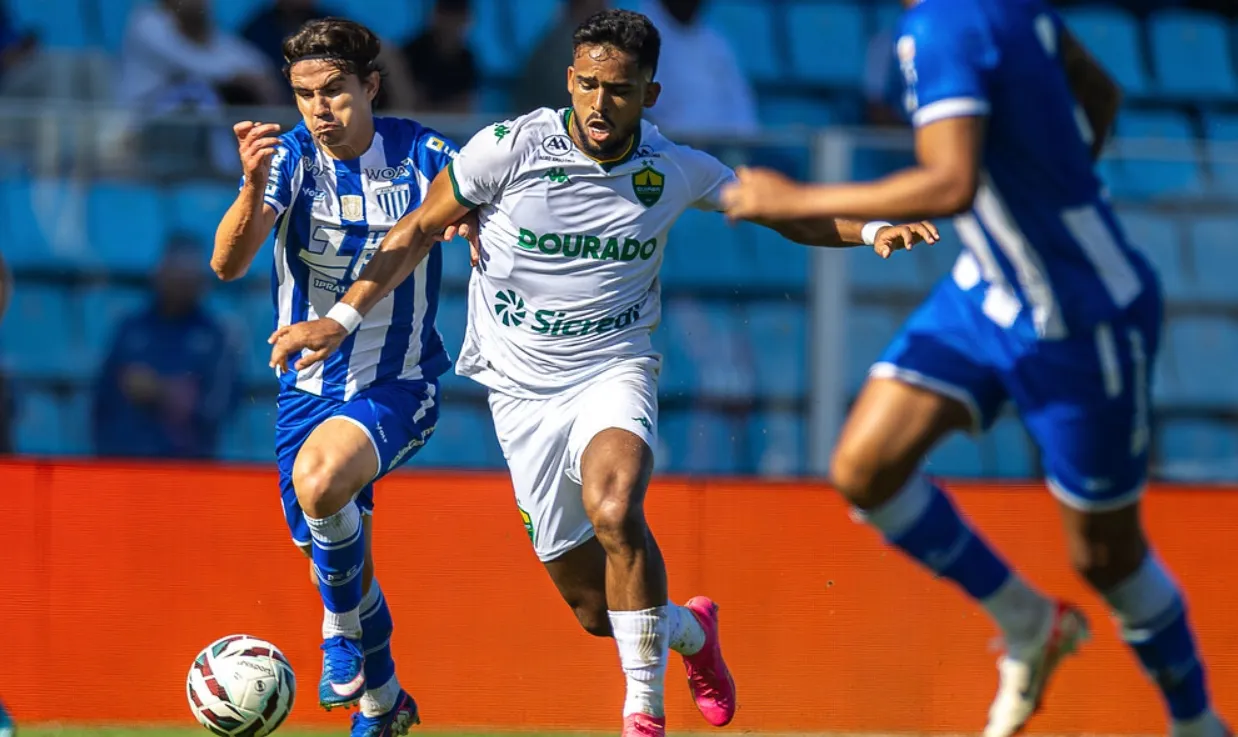 Avaí-SC 1 x 0 Cuiabá-MT - Leão vence após 11 jogos na Série B