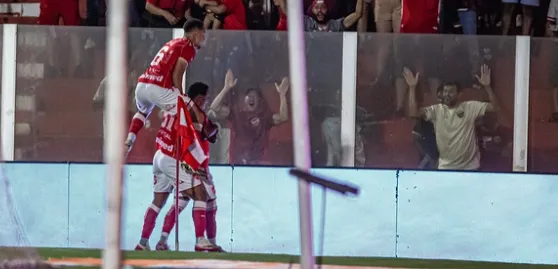 Vila Nova retoma a liderança da Série B
