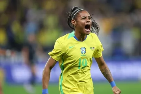 Brasil bate americanas em Itaquera