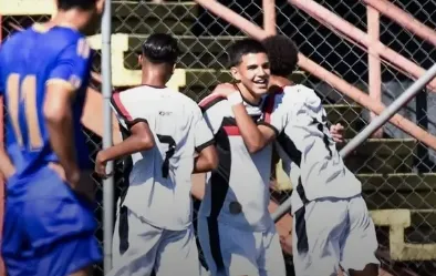 Flamengo goleia o rival Guarulhos