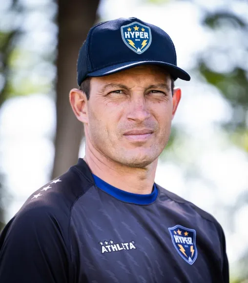 Gustavo Schiavolin é o novo técnico do Sub-20 do Hyper