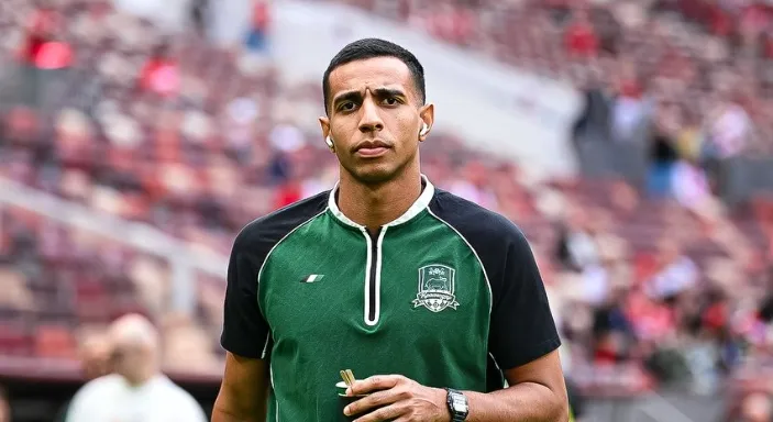 São Paulo acerta chegada de atacante pedido por Dorival