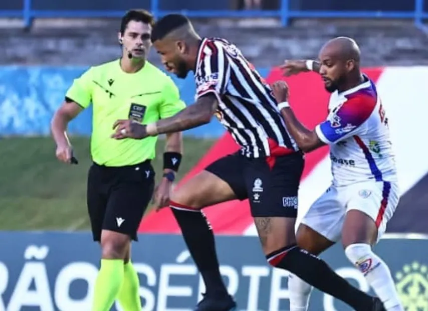 Anápolis bate Itabaiana Série C