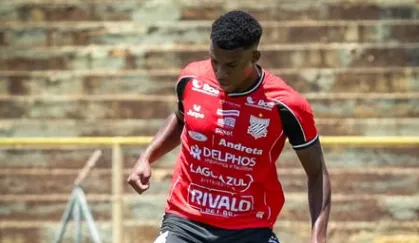 atacante paulista apresenta melhora apos infarto