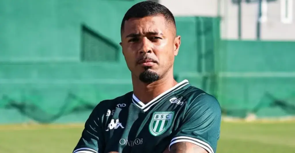 Boavista-RJ oficializa a contratação de volante experiente