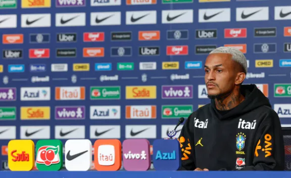 CBF confirma corte de Wesley e Ancelotti convoca Éderson