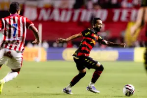 Atacante desfalca Sport por até três semanas