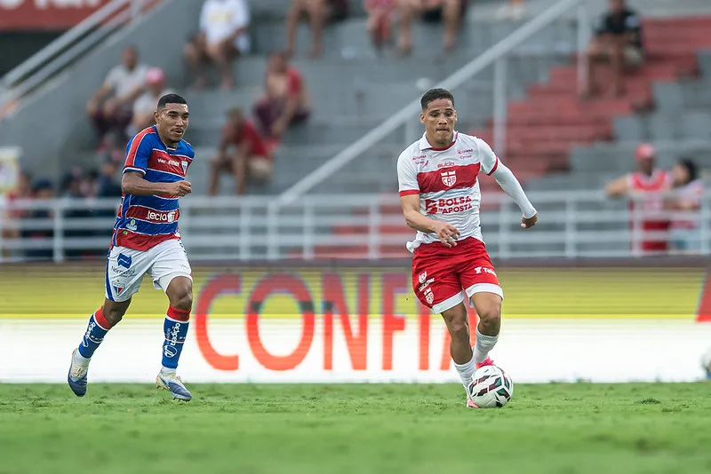 CRB-AL 1 x 1 Fortaleza - Leão arranca empate e se mantém no G6 3 crb e fortaleza empatam serie v