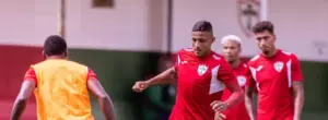 De volta, João Vitor intensifica preparação da Portuguesa