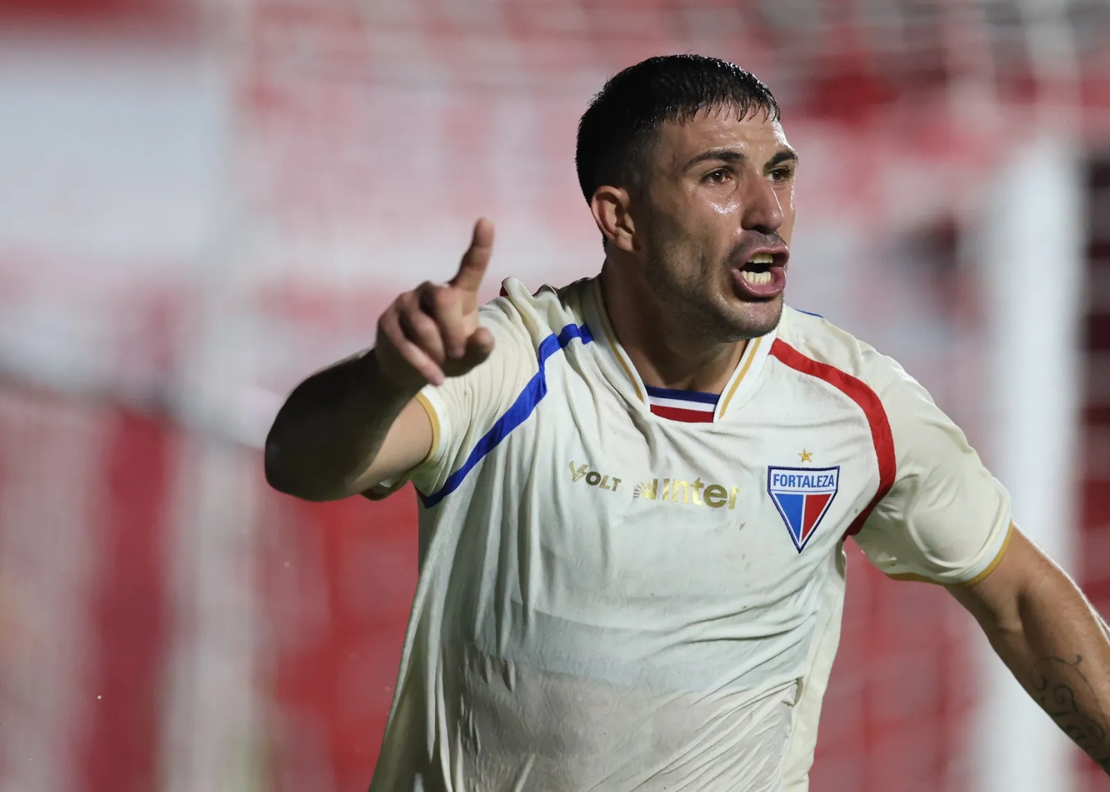 Fortaleza vence Náutico Série B