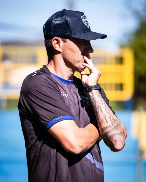 Gustavo Schiavolin é o novo técnico do Sub-20 do Hyper 2 hMijbED7 image