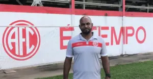 Robson Silveira destaca foco do America-RJ para duelo