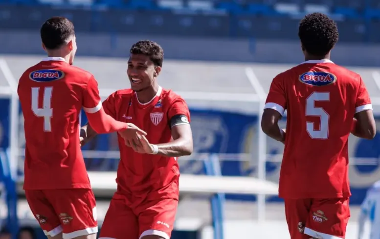 Catanduvense 0 x 6 Mogi Mirim - Sapão amassa Bruxa e segue atrás do G-4