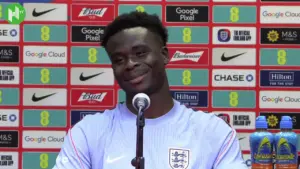Saka comenta estreia da Inglaterra e garante: 