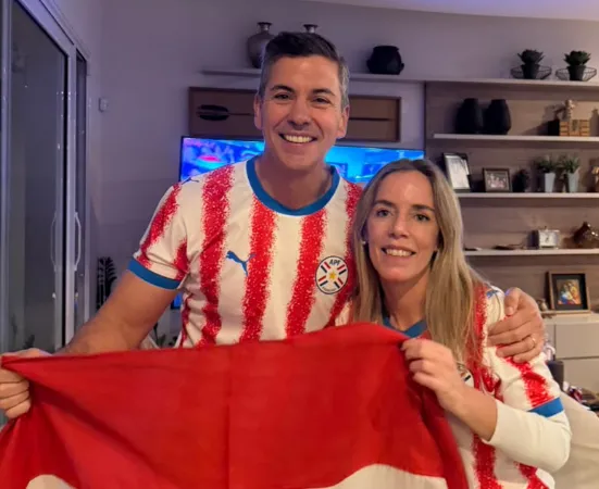 Presidente do Paraguai, Santiago Peña, e a esposa, Leticia Ocampos