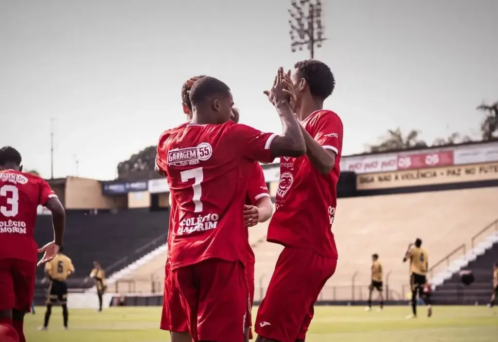PAULISTA SUB-20 A: Trio amplia sequência 100%