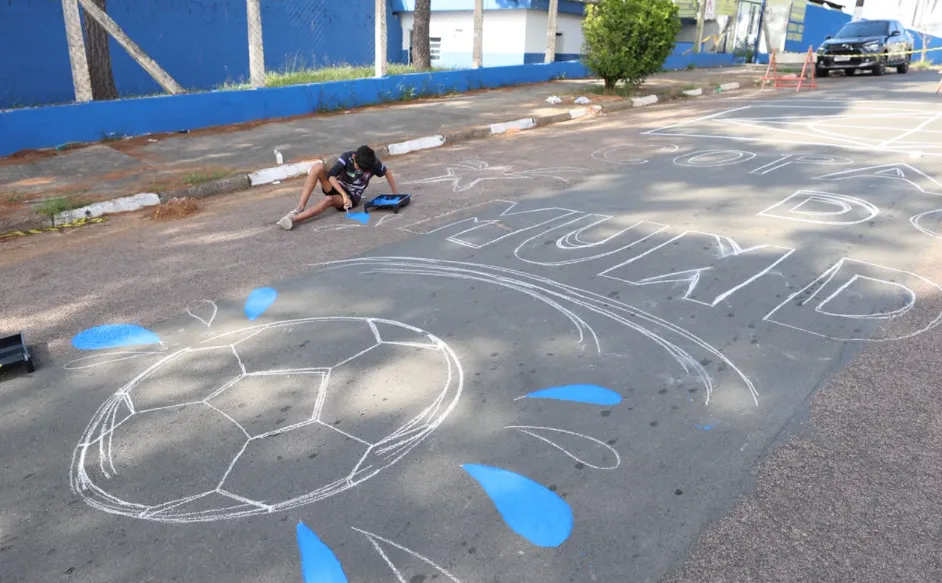 Em clima de Copa, Hyper Valinhos promove ação comunitária 2 kYvgVRz5 image