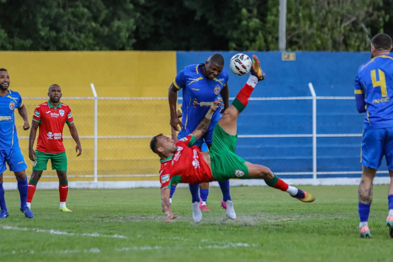 portuguesa e sampaio correa empatam serie d