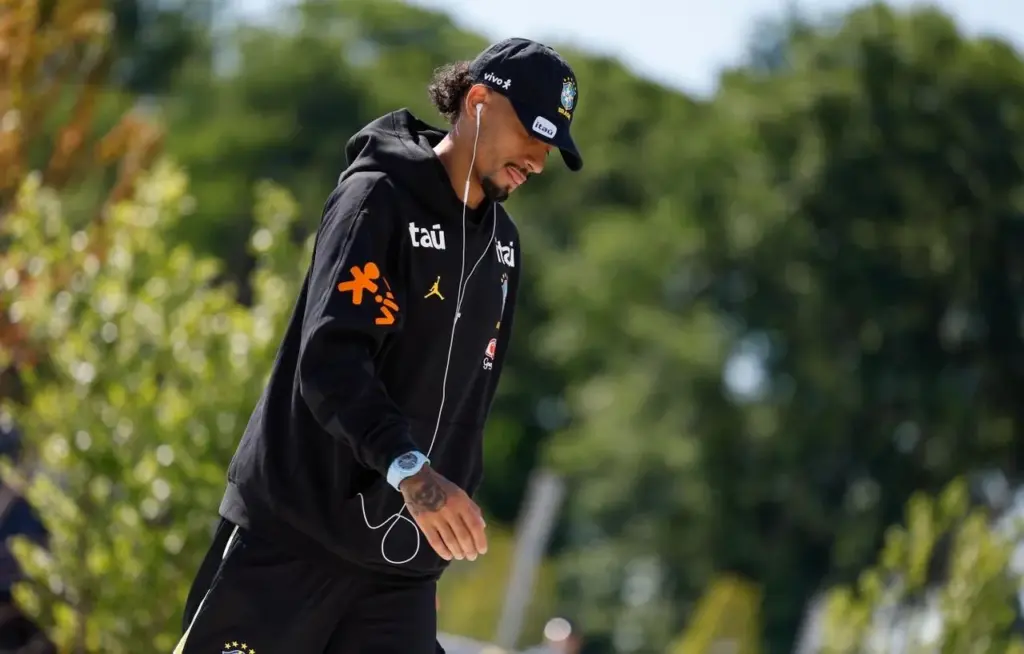 Raphinha entra no radar do futebol saudita pós-Copa