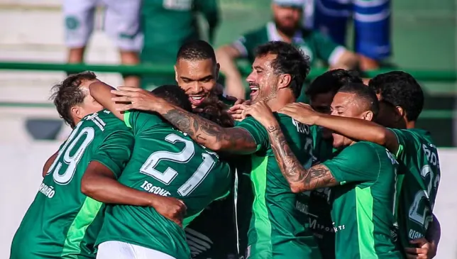 sizenando celebra postura guarani
