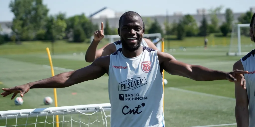 Enner Valencia treina e reforça Equador na estreia da Copa