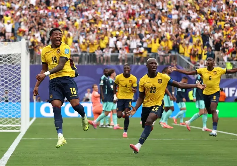 Vitória Equador Placar FI