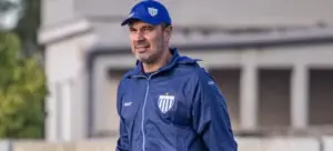 Allan Aal terá reforços no ataque para o próximo jogo do Avaí
