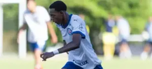 Flamengo fecha a contratação de promissor meia do Bahia