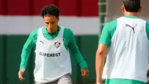 Arana retorna aos treinos e anima o Fluminense