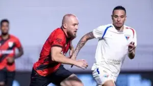 Atlético-GO 1 x 0 Fortaleza - Vitória com um a menos