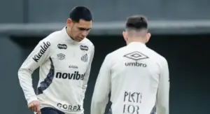 Regularizado no BID, Caballero vira reforço no Santos