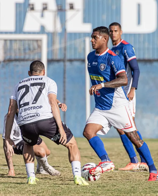 Cianorte-PR 4 x 0 XV de Piracicaba - Nhô Quim sofre no Paraná 2 Captura de tela 2026 07 04 182938