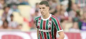 Clube português fecha a contratação de zagueiro do Fluminense