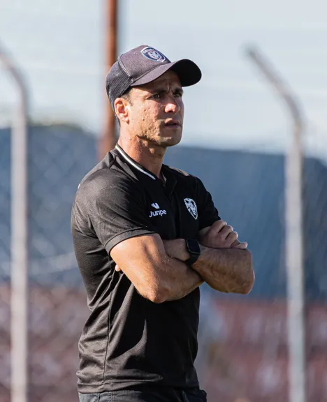 Técnico do Cianorte, Rafael Ferro analisa XV de Piracicaba 2 EPfnpCvc image
