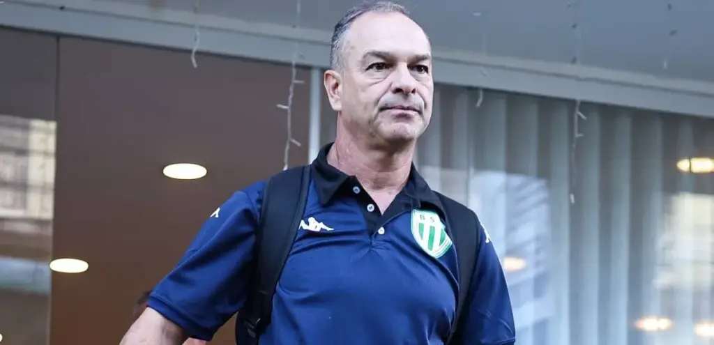 Boavista-RJ surpreende e demite Fabiano Xha após início promissor