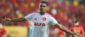 Clube português desiste da contratação de atacante do Internacional