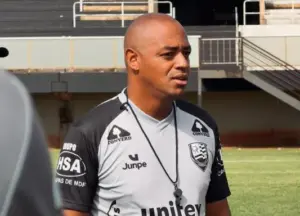 Após boa campanha na Série A2 com o Votuporanguense, Marcus Viola analisa propostas