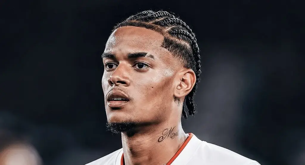 São Paulo fecha Newton sem envolver Ferraresi