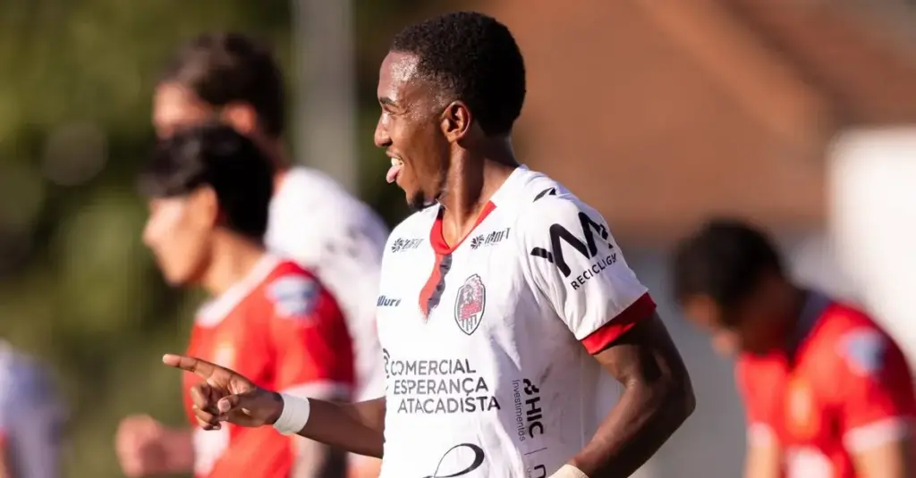 IAC encara semifinal como “decisão” e confia em Denilson por vaga na Série A4