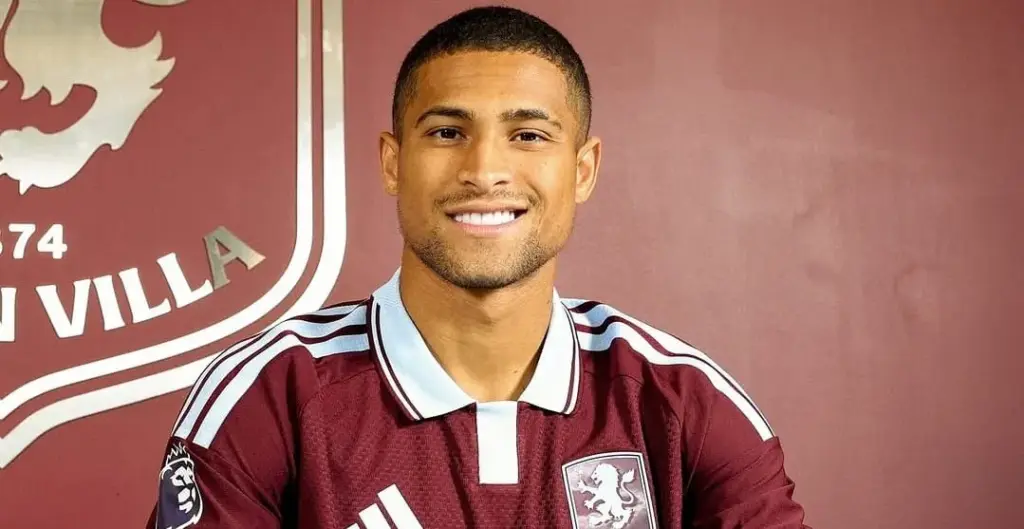 João Gomes é confirmado como reforço do Aston Villa