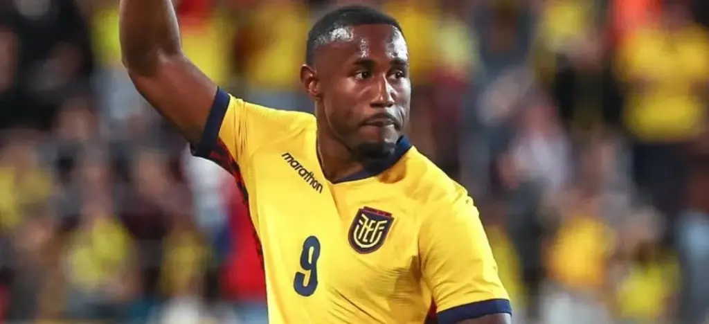 Atacante que disputou a Copa pelo Equador vira alvo do Vasco
