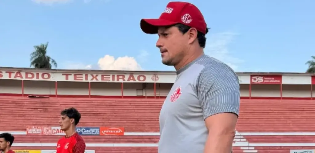 Técnico do América projeta equilíbrio nos jogos contra o José Bonifácio